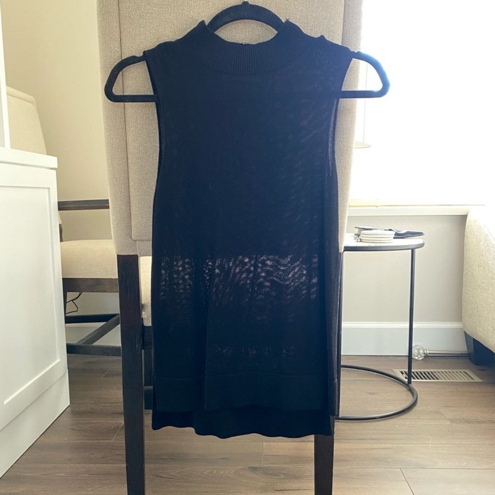 GLAMOROUS sleeveless  high neck top